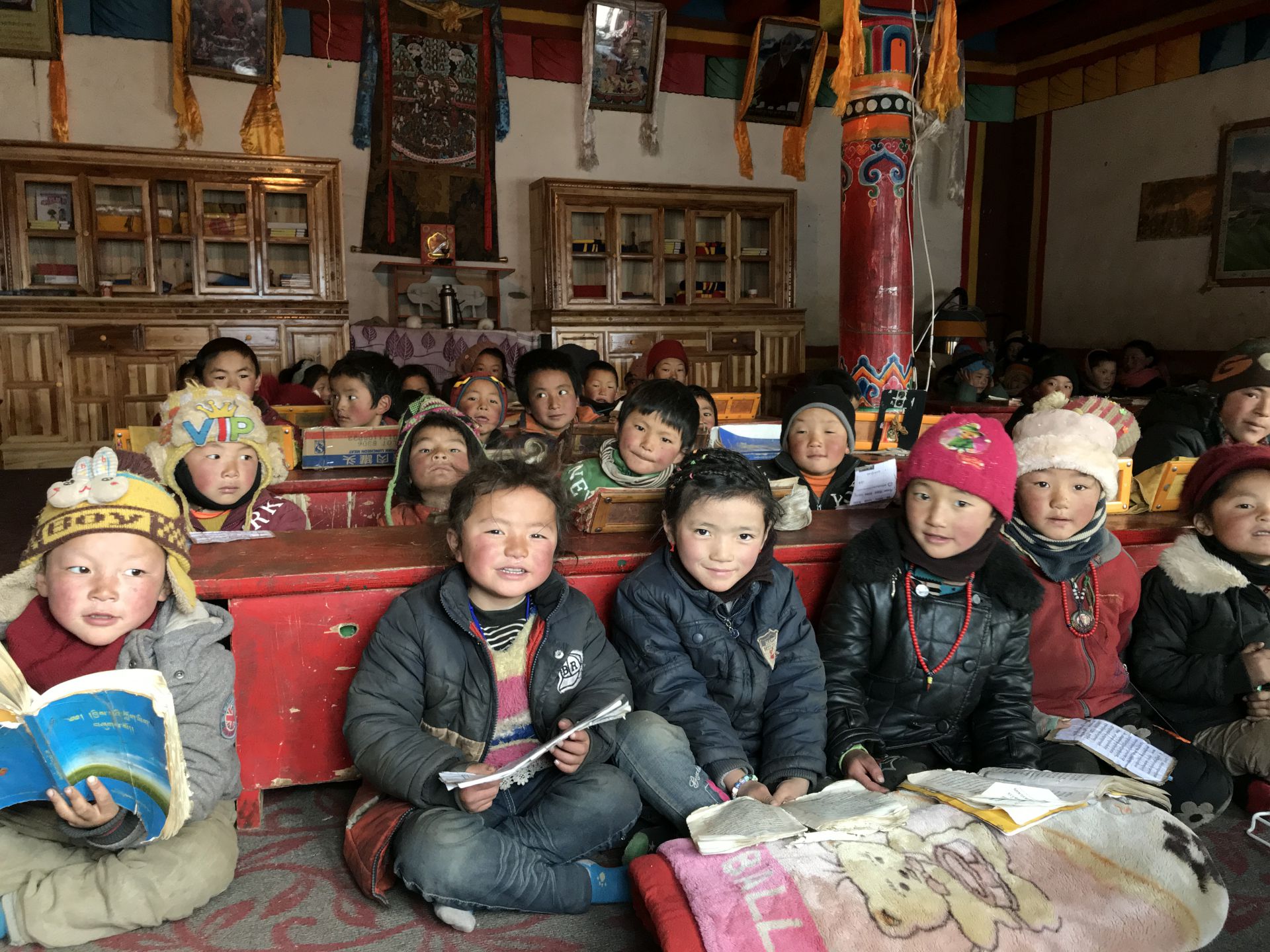 乐动·网站注册-乐动online(中国)公益回顾丨家国同欢月同圆 温暖满载甘孜州(图11)